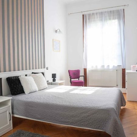 Appartement Katus Apartman à Eger Extérieur photo